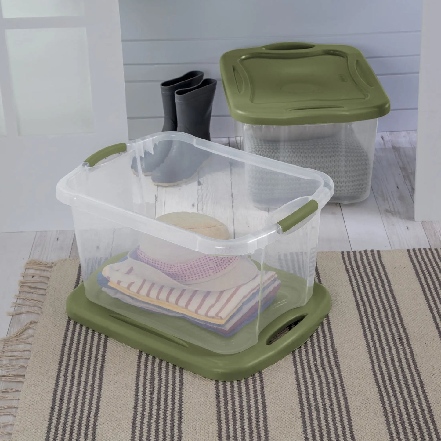 40 Quart Plastic Storage Bin, Green